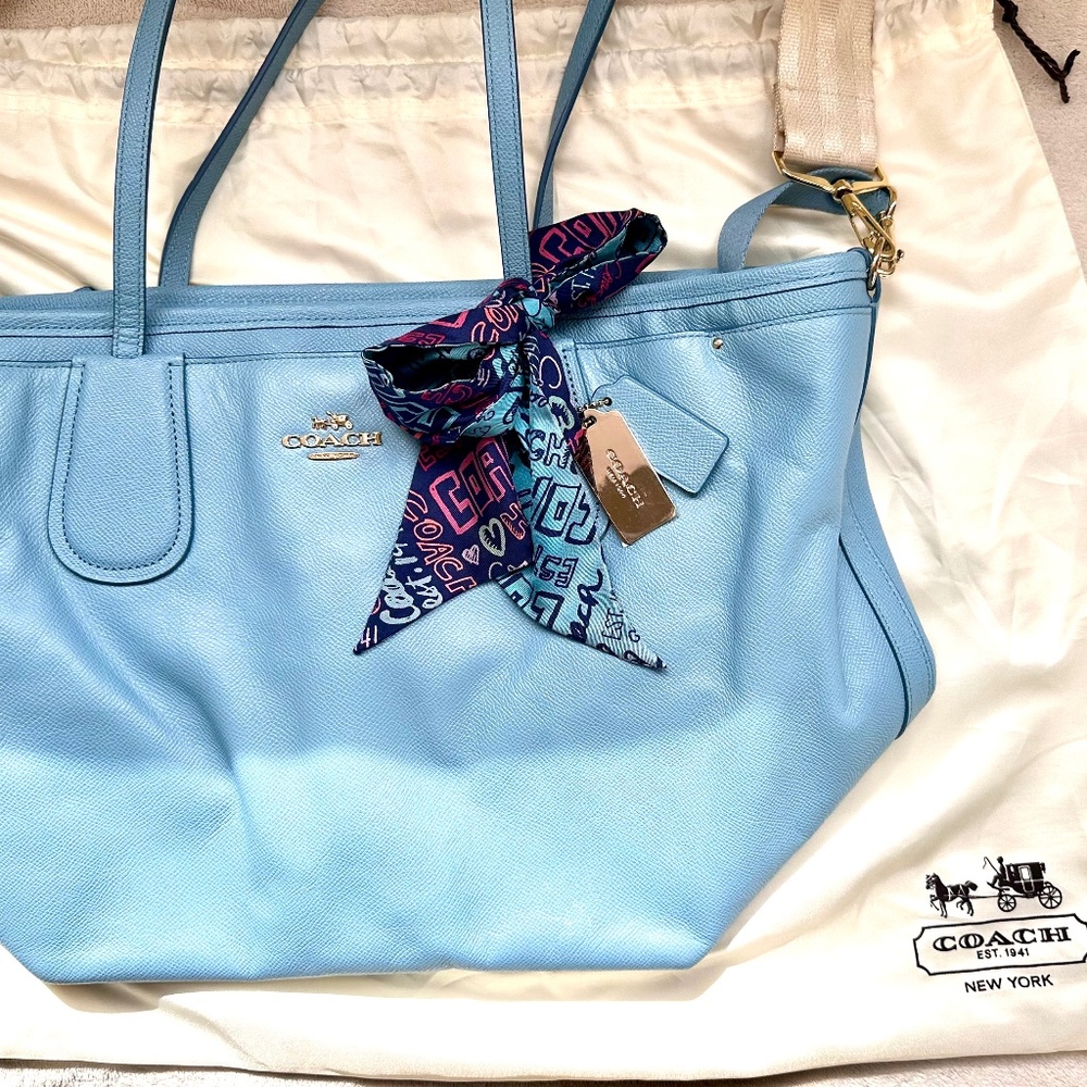 Authentic baby blue coach diaper bag